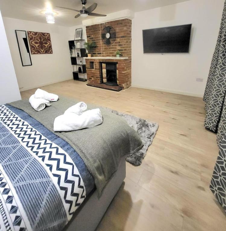 Apartamento Three Bed Flat In Mile End Londres