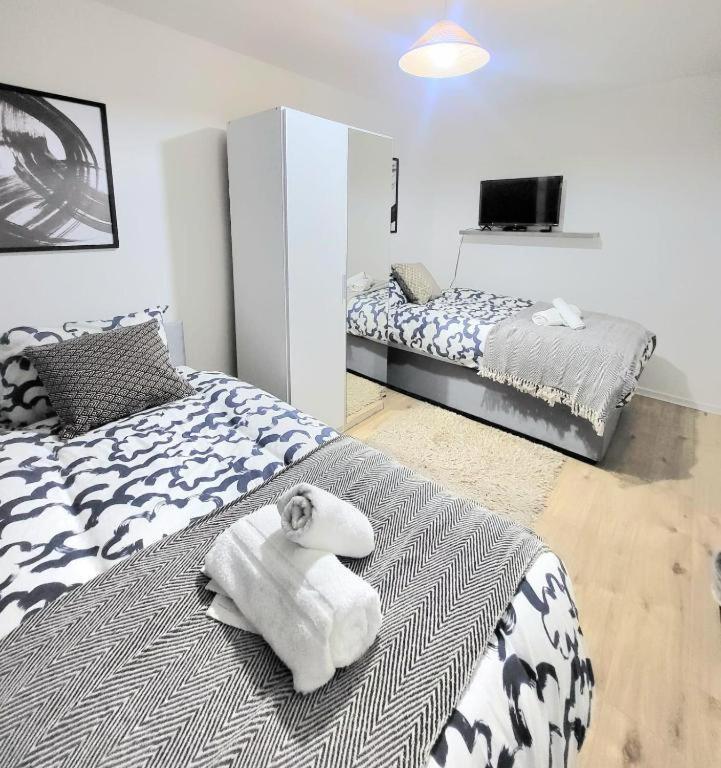 Three Bed Flat In Mile End Apartamento